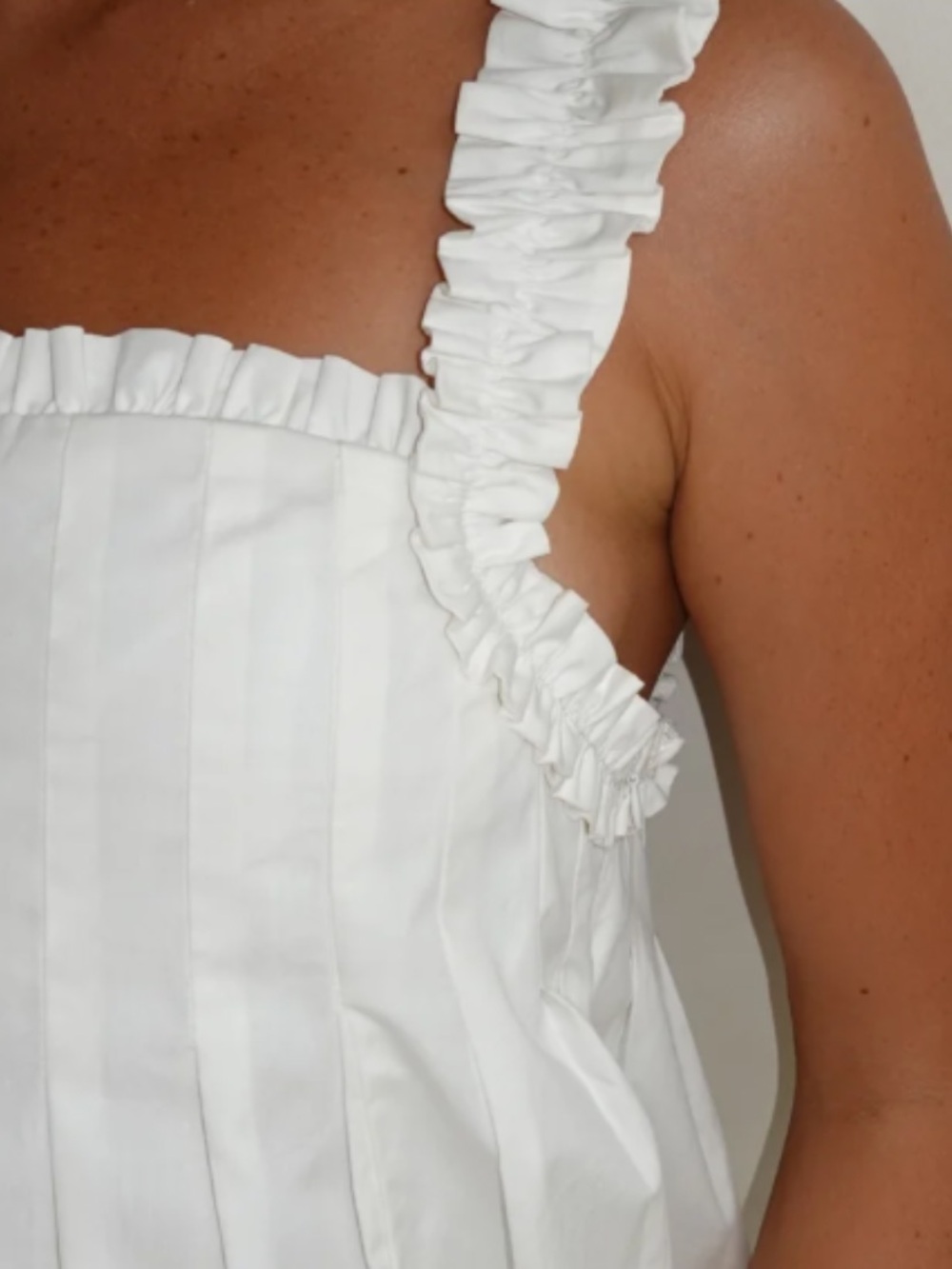 Runaway Scout Lila White Ruffled Strap Sundress Size 10 US. - Picture 4 of 6
